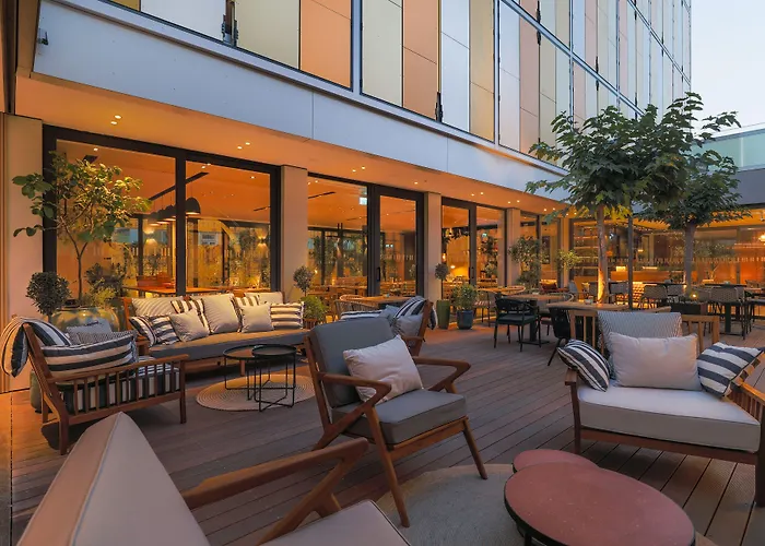 Indigo By Ihg (adults Only) ホテル