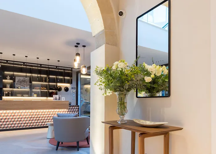 Indigo By Ihg (adults Only) Готель