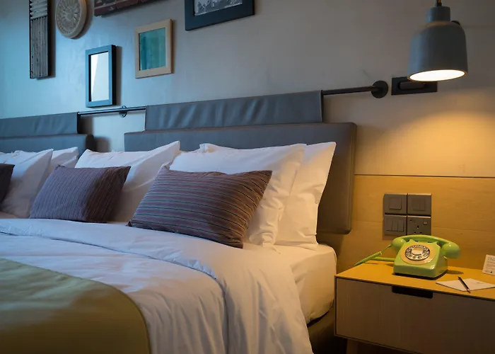 Indigo By Ihg (adults Only) Готель Ларнака