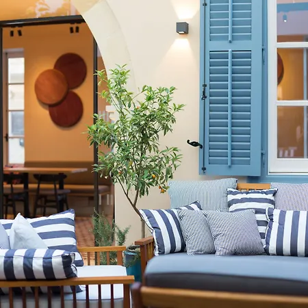 מלון Indigo By Ihg (adults Only)