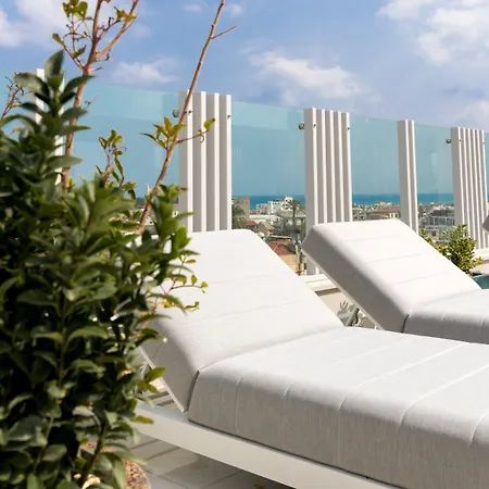 Indigo By Ihg (adults Only) מלון 2*