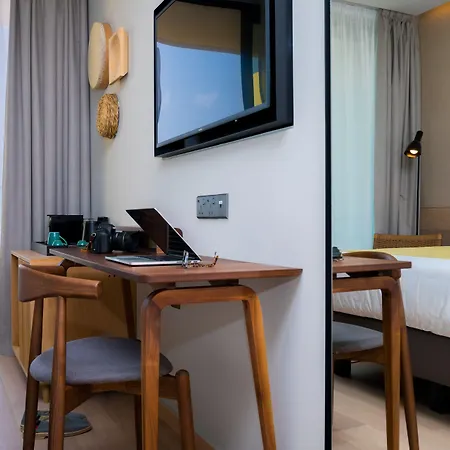 מלון Indigo By Ihg (adults Only)