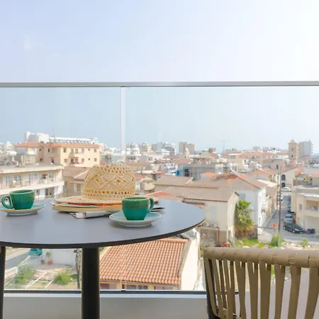 מלון Indigo By Ihg (adults Only) לרנקה