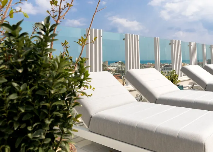 Indigo By Ihg (adults Only) Otel 2*