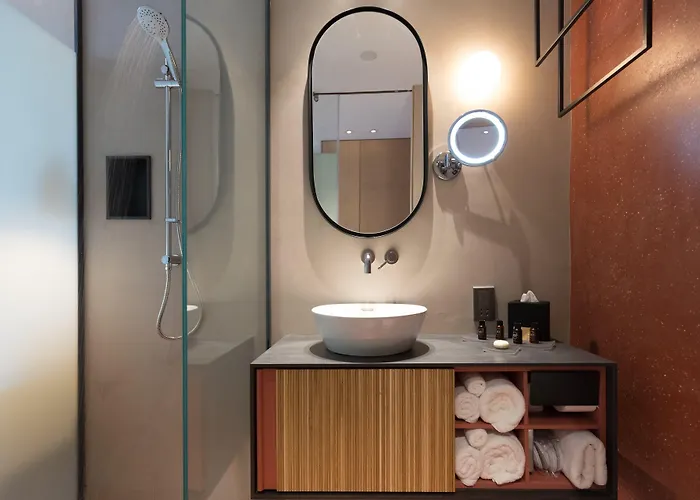 Indigo By Ihg (adults Only) Otel 2*